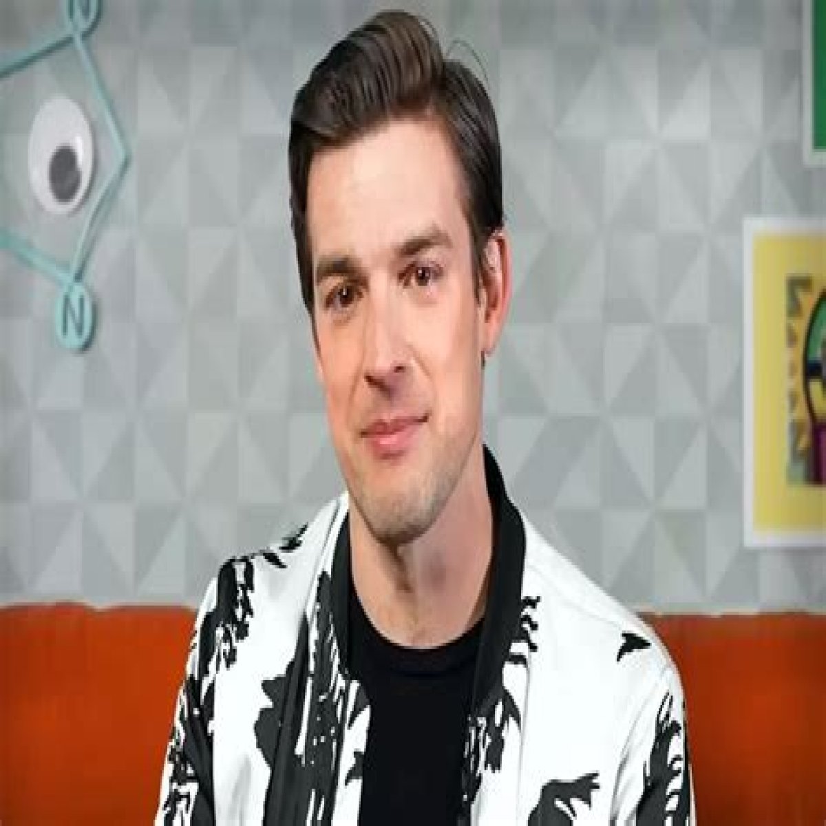 HTML